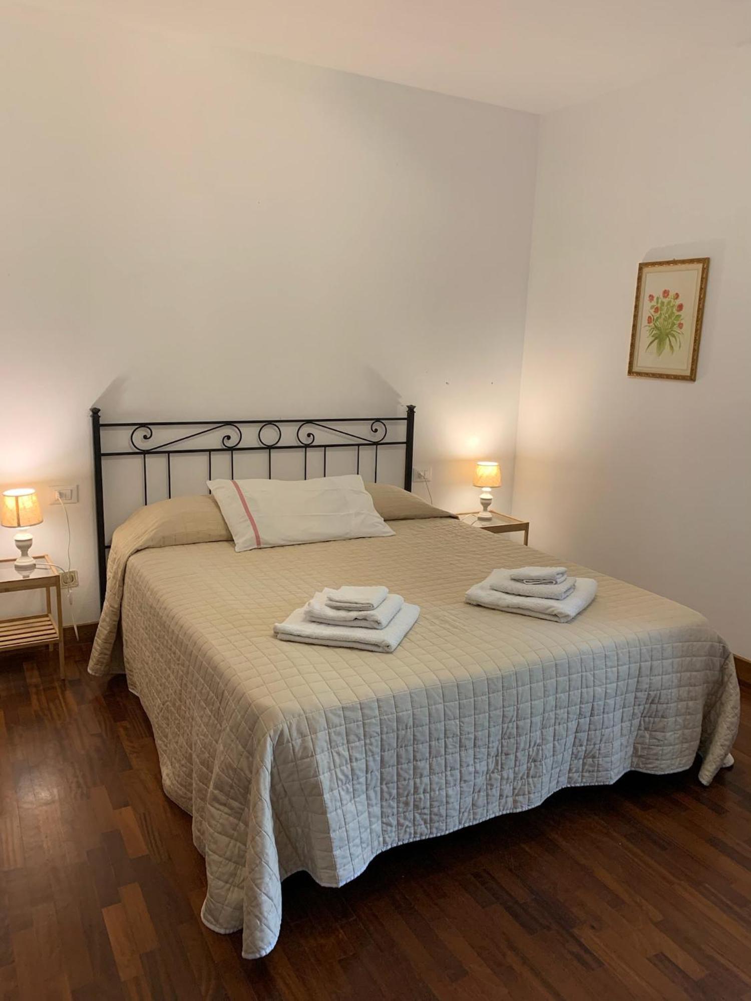Agriturismo Podere Rondinaio Lamporecchio Exteriör bild